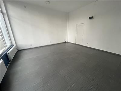 Spatiu comercial | zona Areni | 28mp

