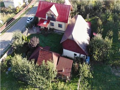 Casa cu teren